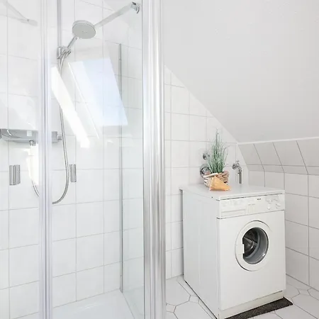 Апартаменты Strandstrasse 2 Treibgut *