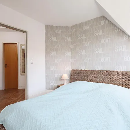 Апартаменты Strandstrasse 2 Treibgut Лабё