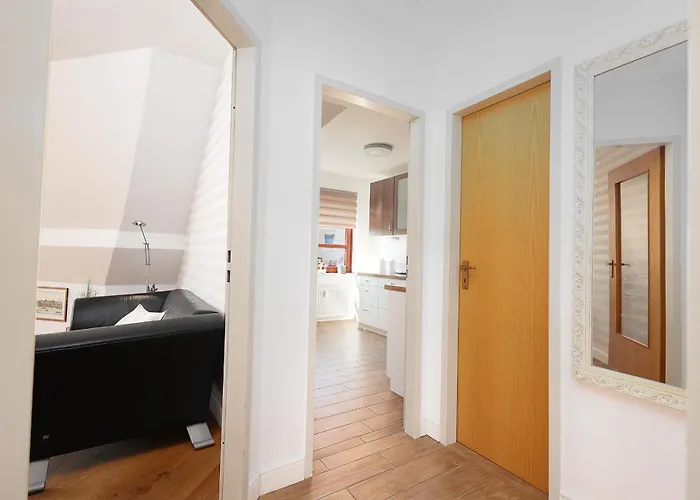 Strandstrasse 2 Treibgut * 라보에